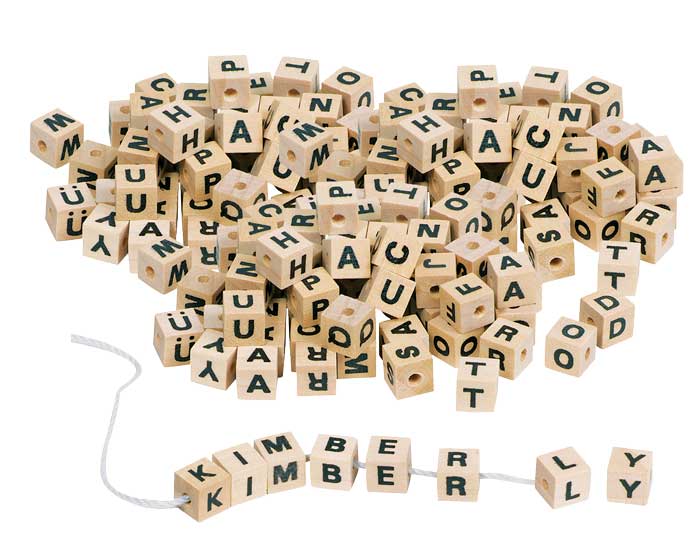 Buchstabenwürfel natur